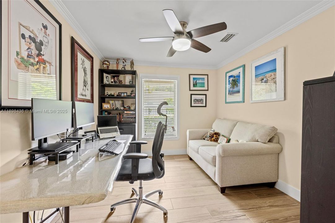 For Sale: $1,099,000 (4 beds, 2 baths, 2370 Square Feet)