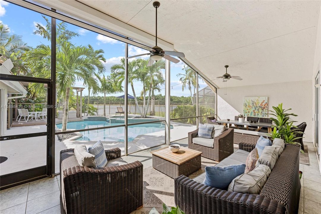 For Sale: $1,099,000 (4 beds, 2 baths, 2370 Square Feet)