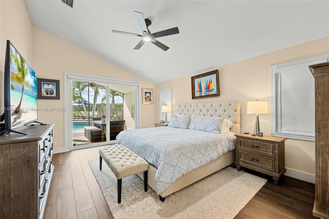 For Sale: $1,099,000 (4 beds, 2 baths, 2370 Square Feet)