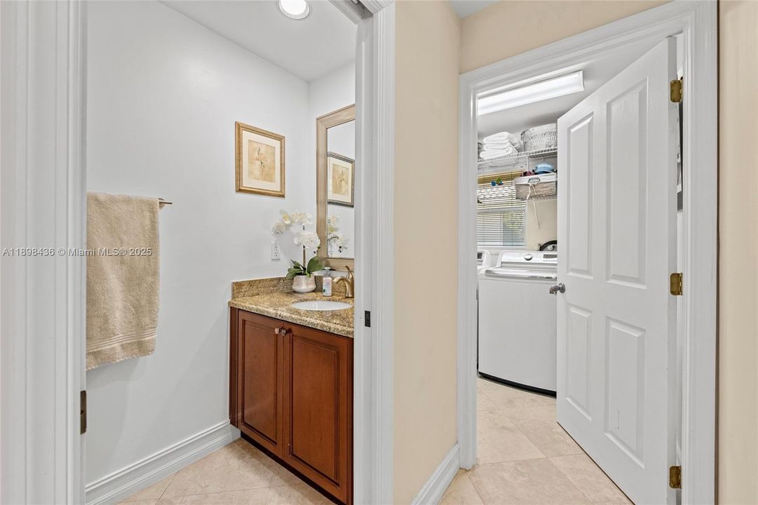 For Sale: $1,099,000 (4 beds, 2 baths, 2370 Square Feet)