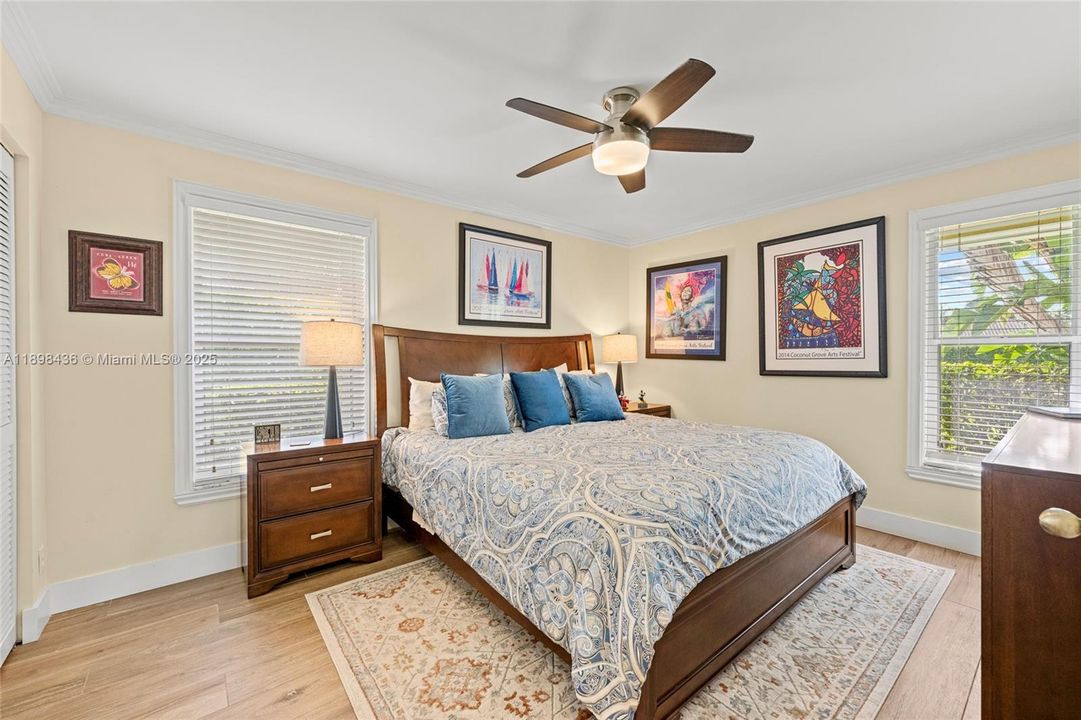 For Sale: $1,099,000 (4 beds, 2 baths, 2370 Square Feet)