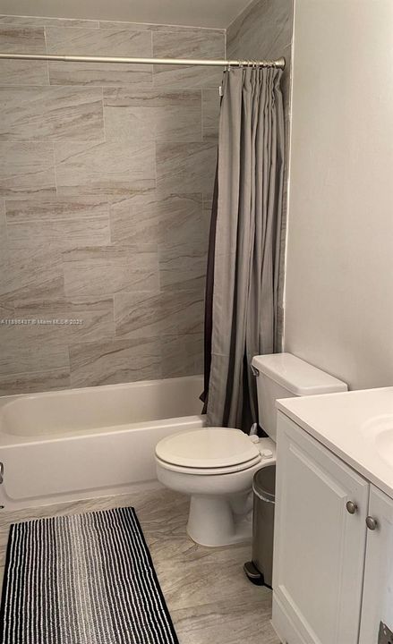 Под контрактом: $286,600 (2 спален, 1 ванн, 792 Квадратных фут)