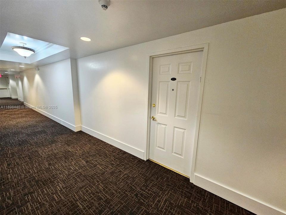 En Venta: $380,000 (2 camas, 2 baños, 897 Pies cuadrados)