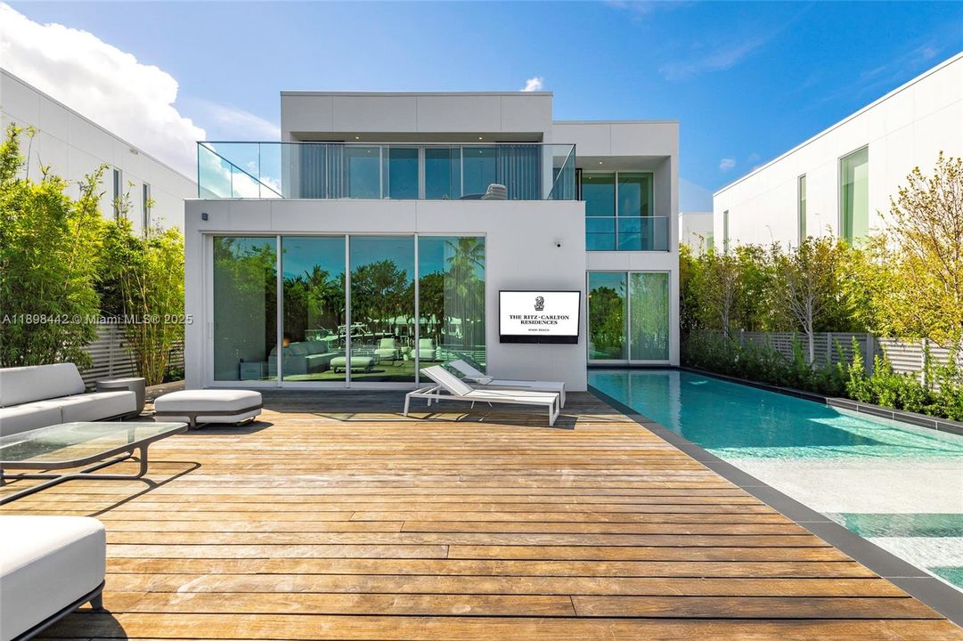 For Sale: $9,249,000 (4 beds, 4 baths, 4257 Square Feet)