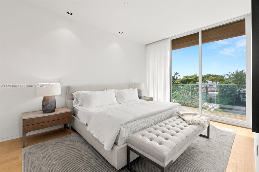 For Sale: $9,249,000 (4 beds, 4 baths, 4257 Square Feet)