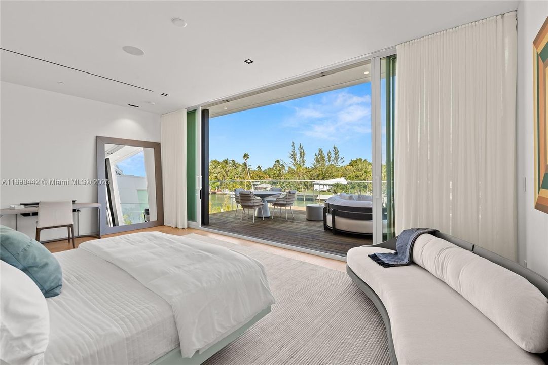 For Sale: $9,249,000 (4 beds, 4 baths, 4257 Square Feet)