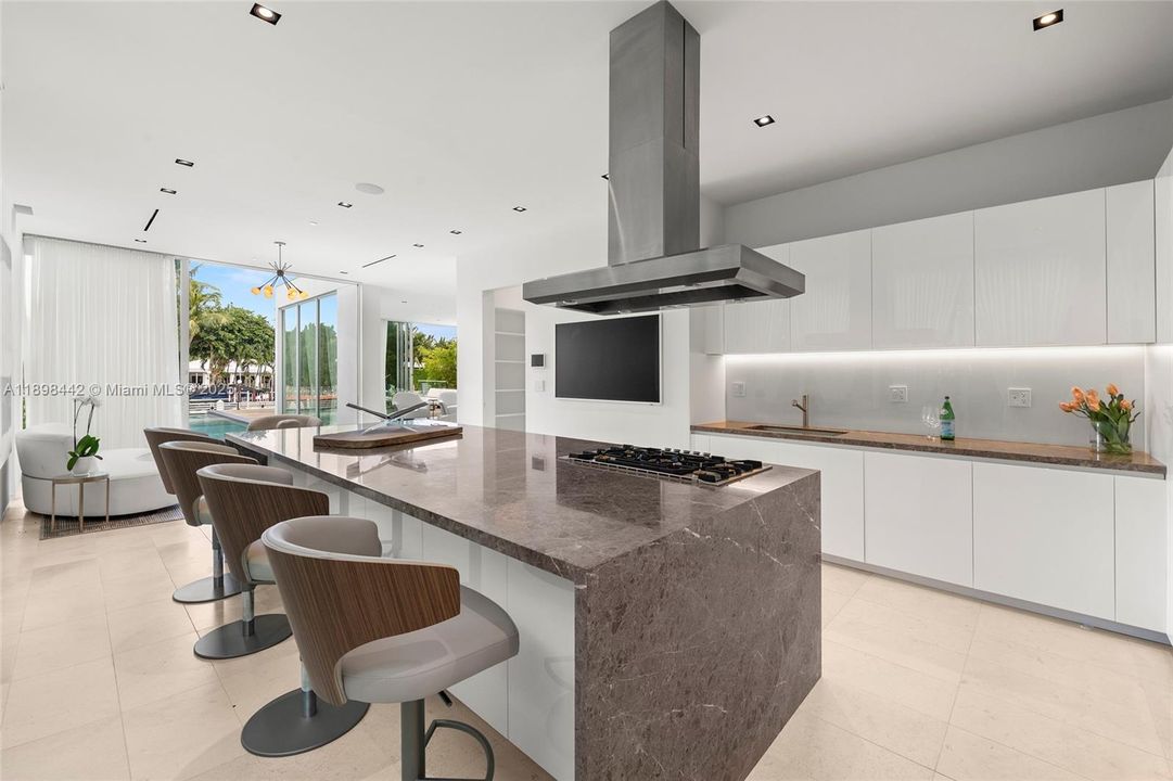 For Sale: $9,249,000 (4 beds, 4 baths, 4257 Square Feet)