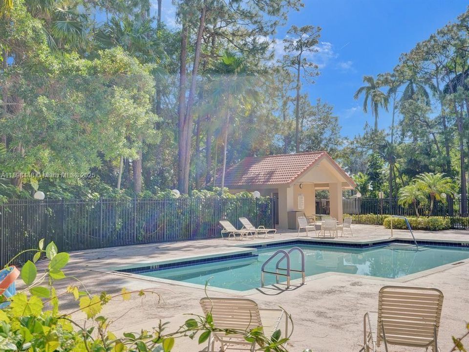 For Rent: $3,500 (3 beds, 2 baths, 1747 Square Feet)