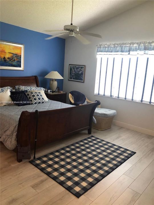 For Rent: $3,500 (3 beds, 2 baths, 1747 Square Feet)