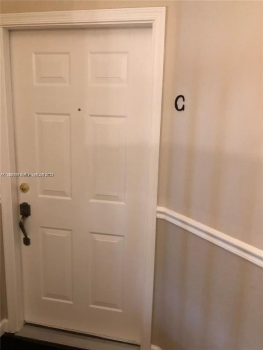 For Rent: $3,500 (3 beds, 2 baths, 1747 Square Feet)