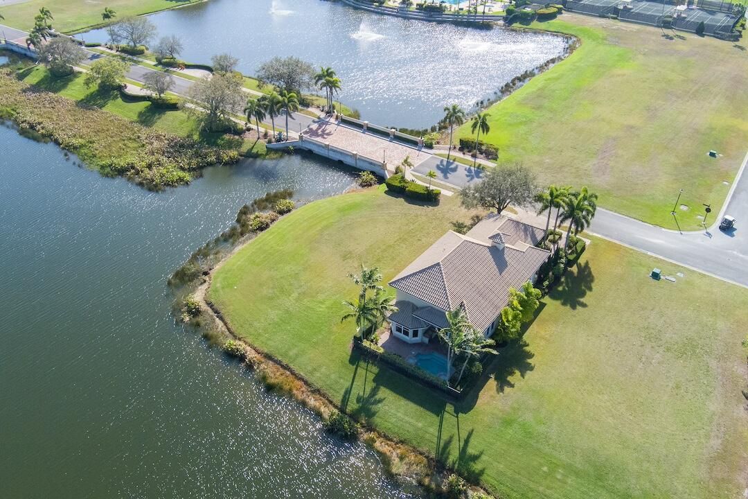 C 2025 MBP 152 SE Santa Gardenia Aerial