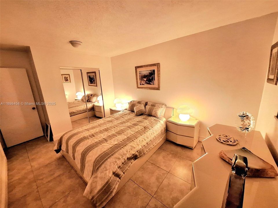 For Rent: $4,500 (4 beds, 3 baths, 1800 Square Feet)