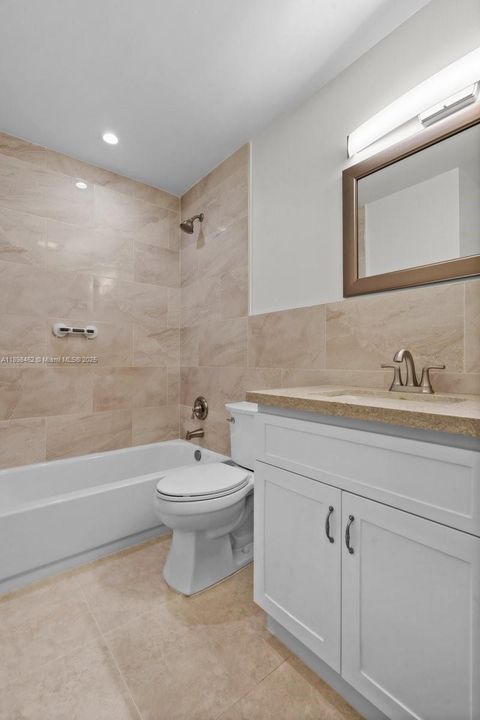 Active With Contract: $699,876 (3 beds, 2 baths, 2034 Square Feet)