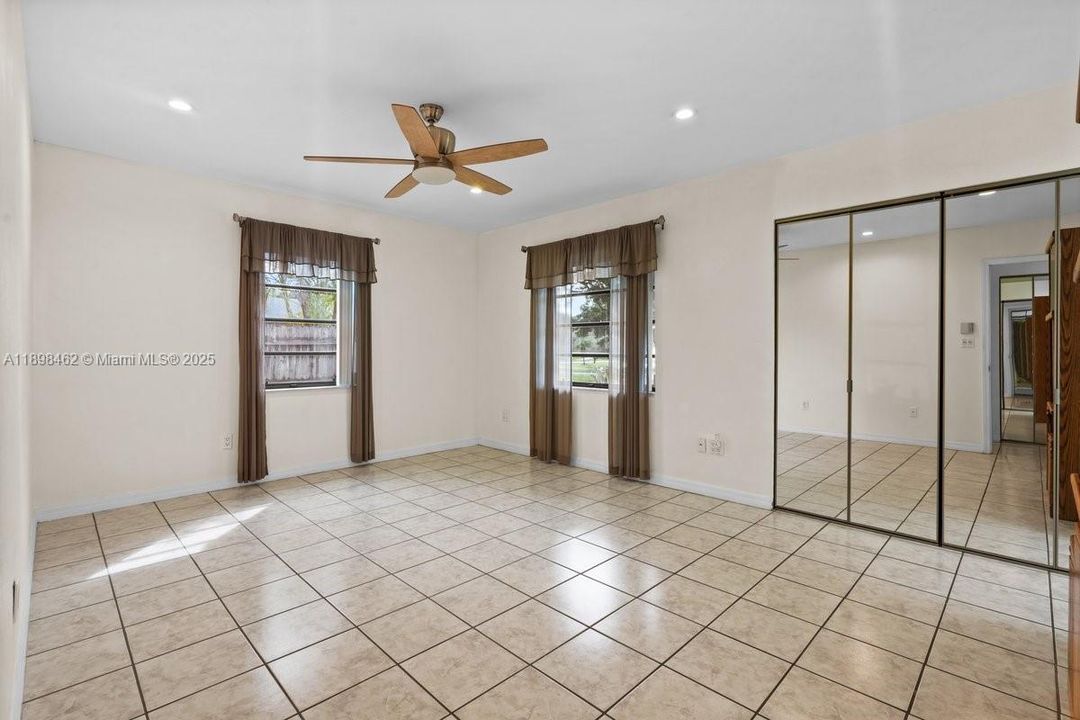 Active With Contract: $699,876 (3 beds, 2 baths, 2034 Square Feet)