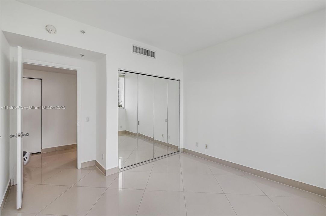 最近租的: $5,000 (3 贝兹, 2 浴室, 1712 平方英尺)