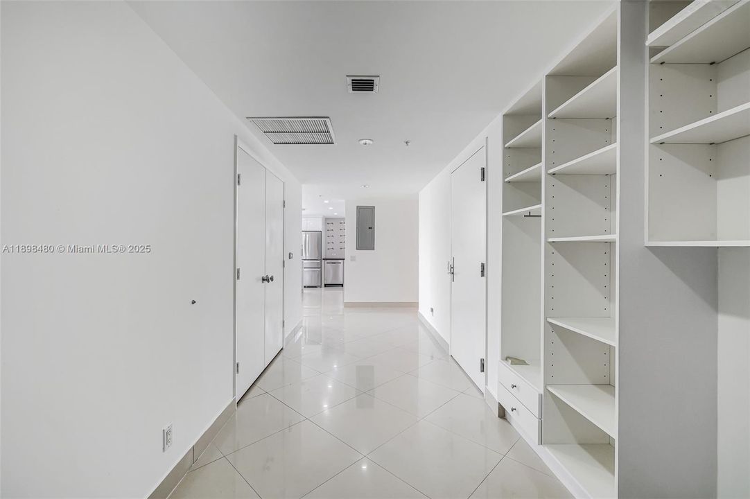 最近租的: $5,000 (3 贝兹, 2 浴室, 1712 平方英尺)