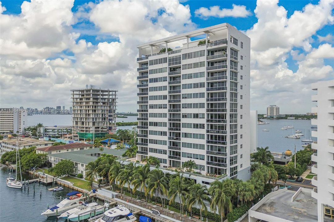 最近租的: $5,000 (3 贝兹, 2 浴室, 1712 平方英尺)