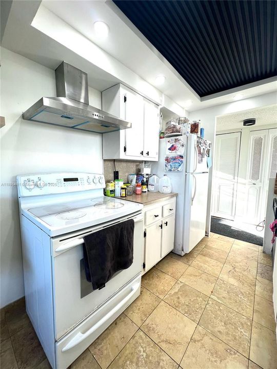 En Venta: $215,000 (2 camas, 2 baños, 1030 Pies cuadrados)