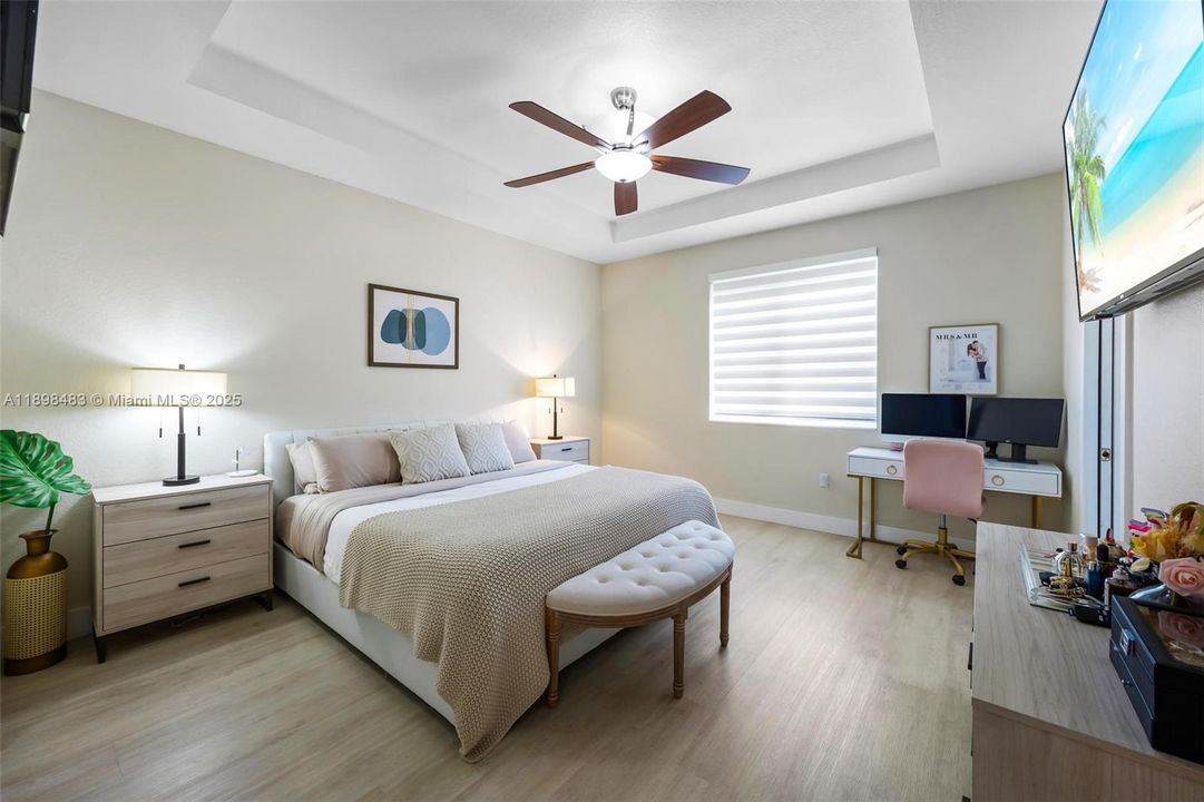 For Sale: $625,000 (3 beds, 2 baths, 1829 Square Feet)