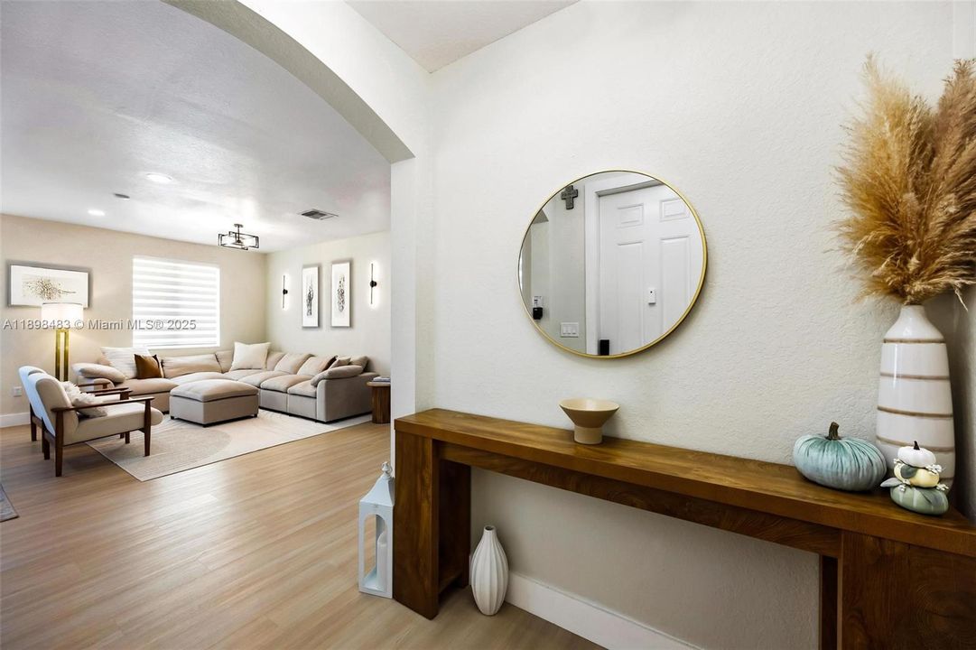 For Sale: $625,000 (3 beds, 2 baths, 1829 Square Feet)