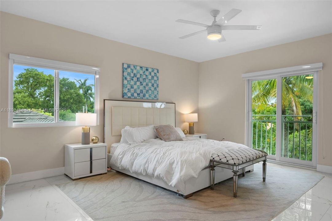 For Sale: $2,349,999 (4 beds, 3 baths, 3121 Square Feet)