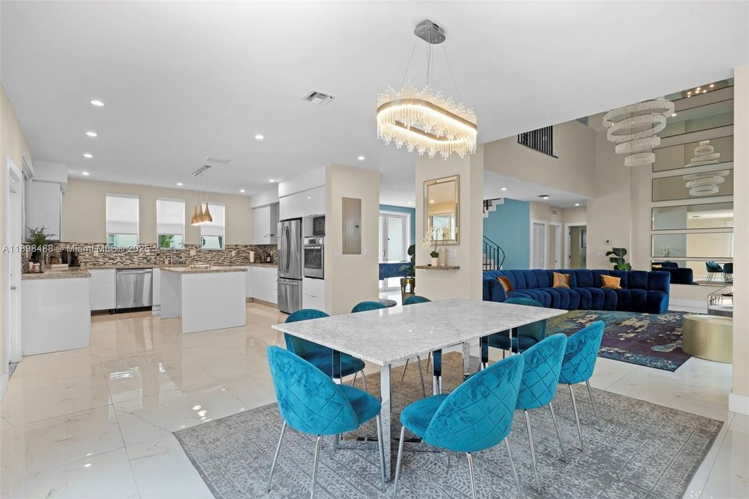 For Sale: $2,349,999 (4 beds, 3 baths, 3121 Square Feet)