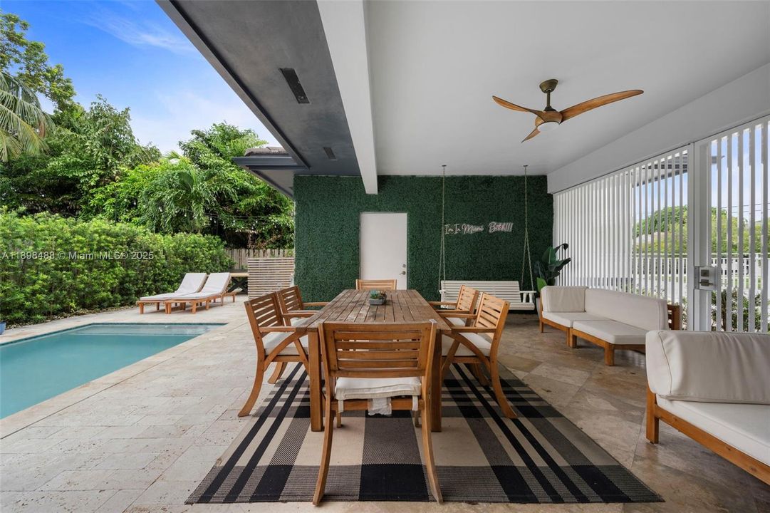 For Sale: $2,349,999 (4 beds, 3 baths, 3121 Square Feet)