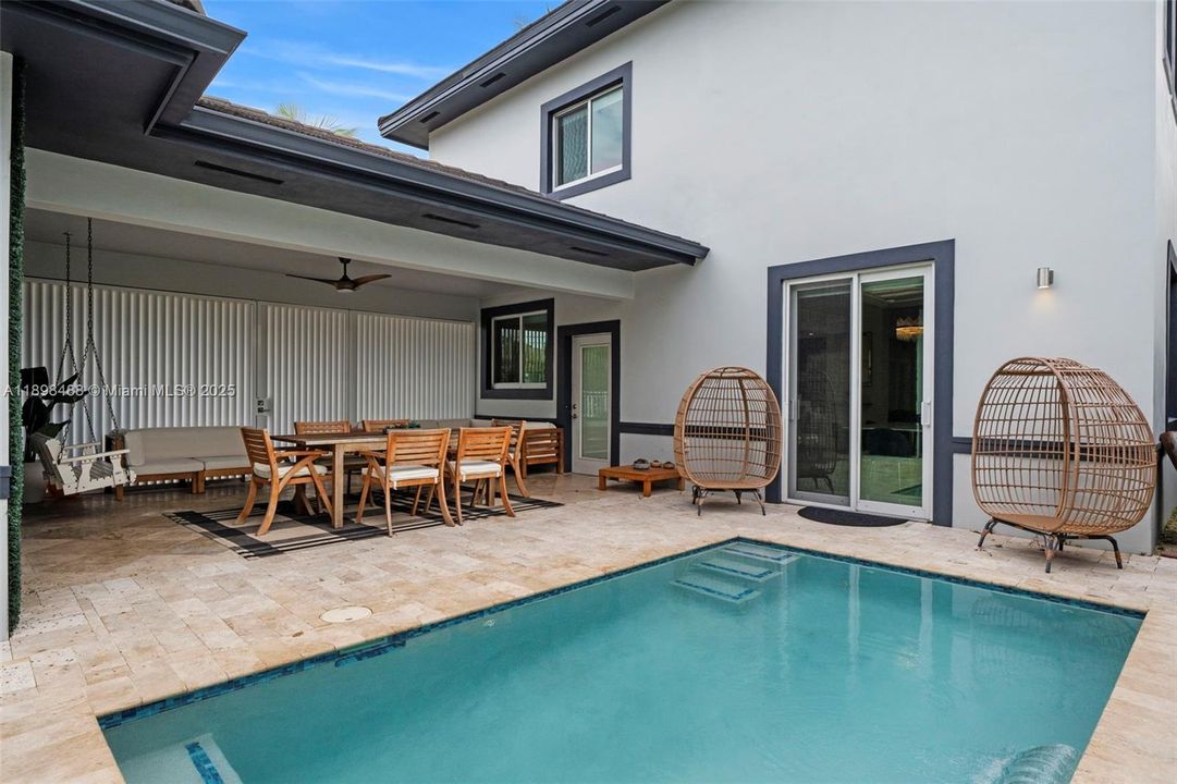 For Sale: $2,349,999 (4 beds, 3 baths, 3121 Square Feet)