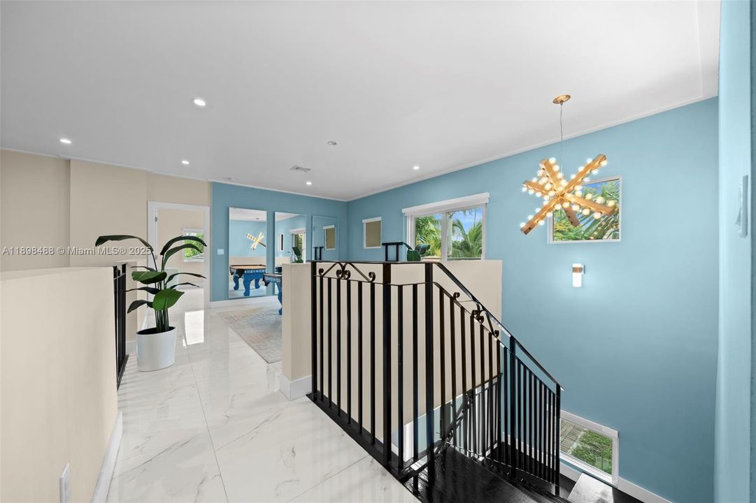 For Sale: $2,349,999 (4 beds, 3 baths, 3121 Square Feet)