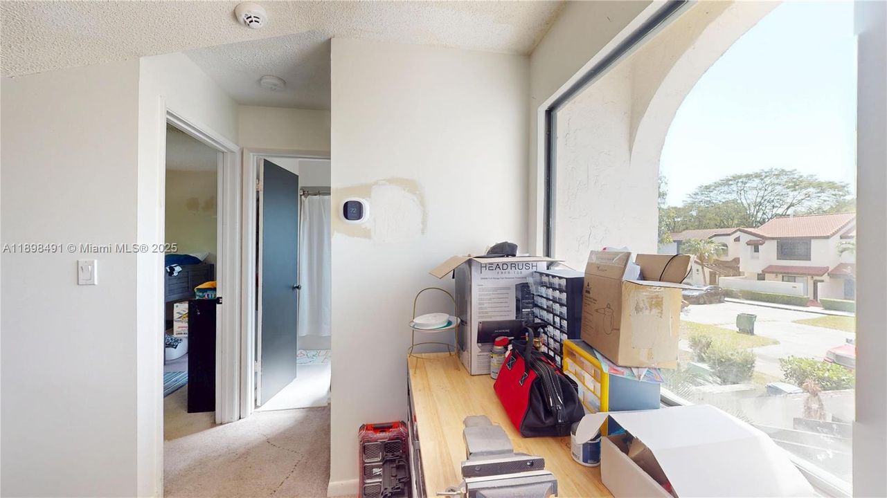 For Sale: $545,000 (3 beds, 2 baths, 1484 Square Feet)