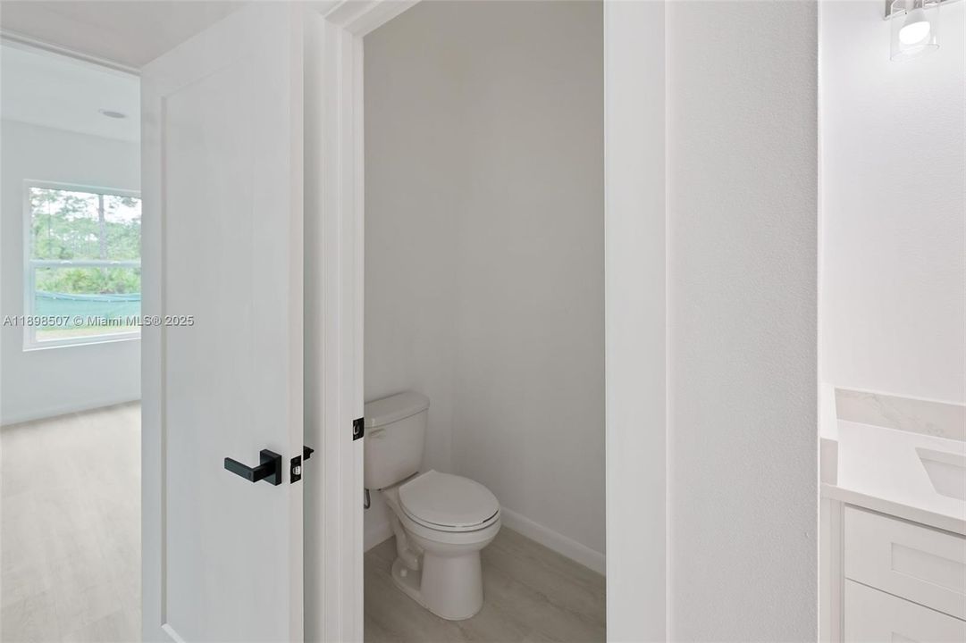 出租: $2,900 (4 贝兹, 3 浴室, 2155 平方英尺)