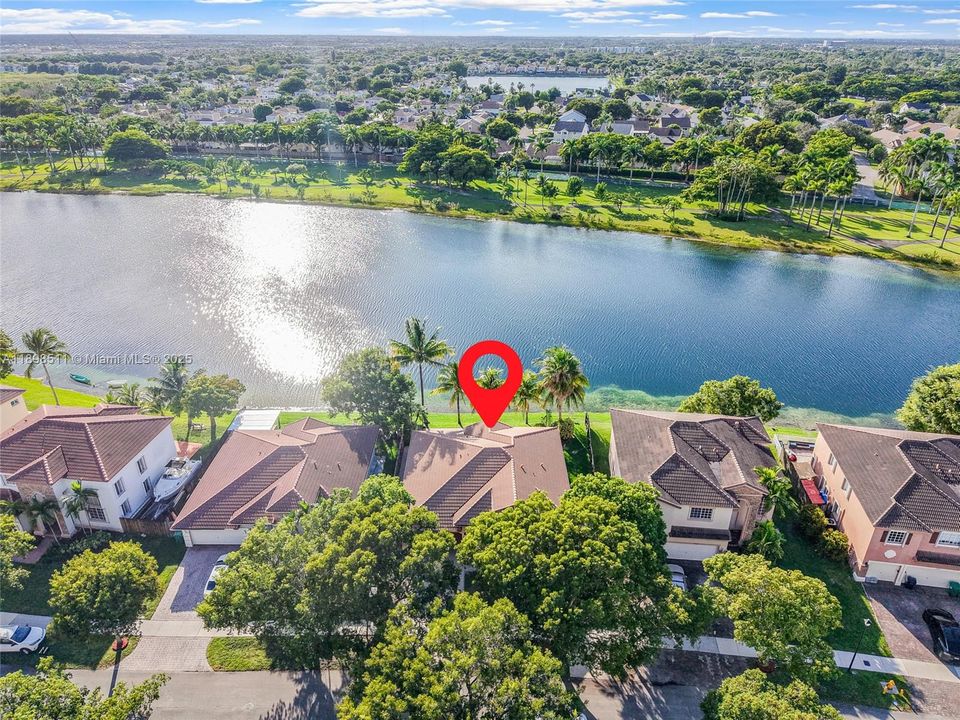 На продажу: $669,500 (3 спален, 2 ванн, 2062 Квадратных фут)