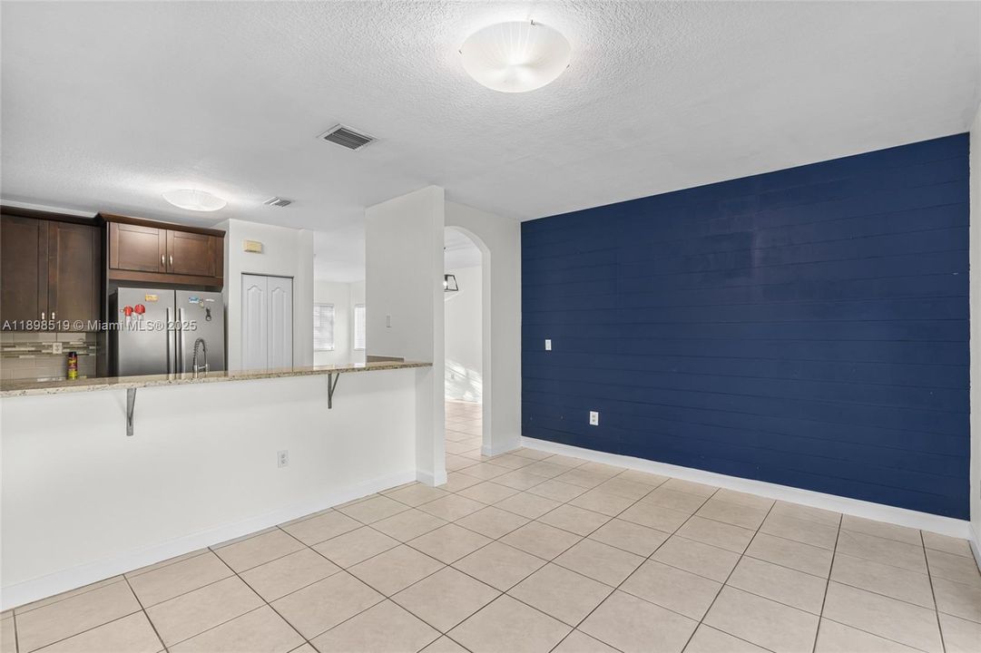 Active With Contract: $2,850 (3 beds, 2 baths, 1504 Square Feet)