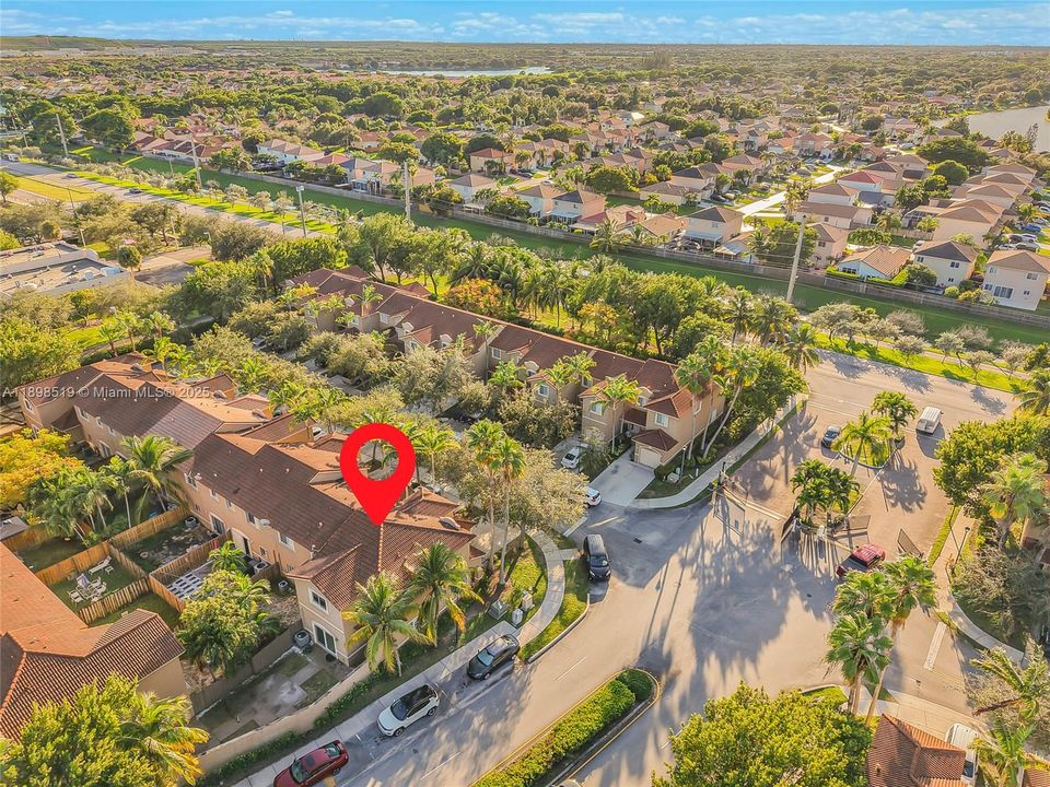 Active With Contract: $2,850 (3 beds, 2 baths, 1504 Square Feet)