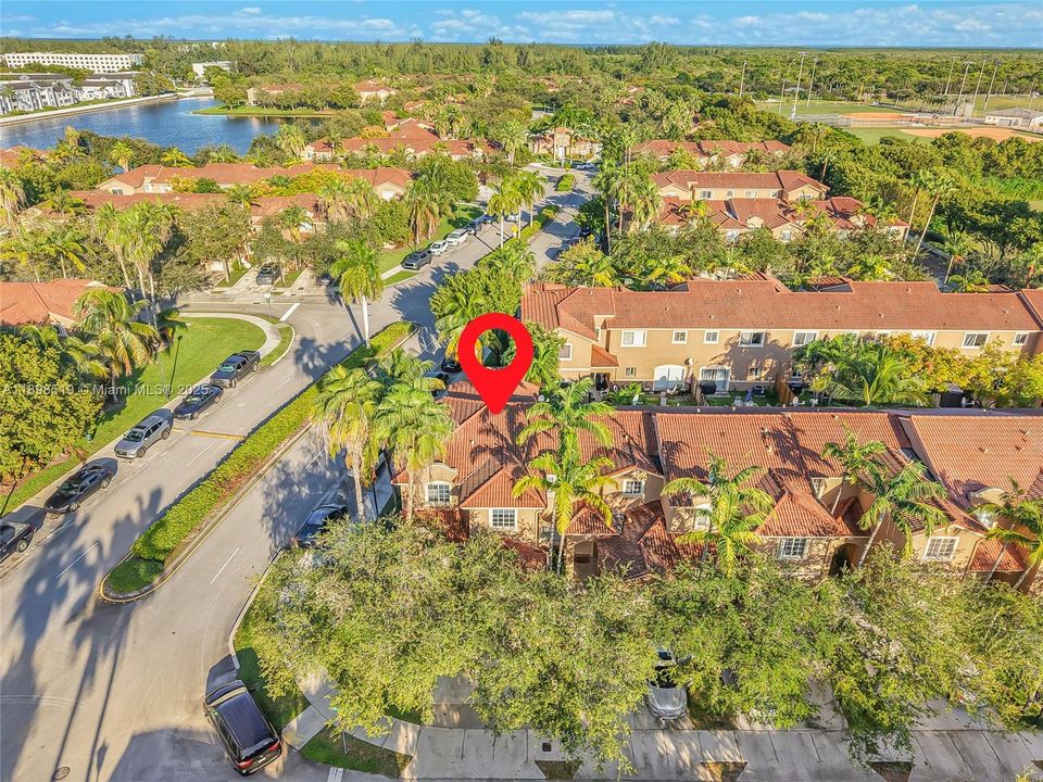 Active With Contract: $2,850 (3 beds, 2 baths, 1504 Square Feet)