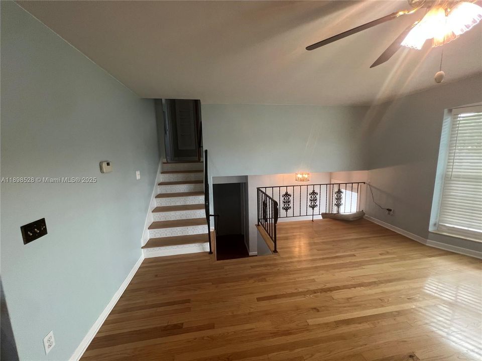 For Rent: $2,800 (3 beds, 2 baths, 0 Square Feet)