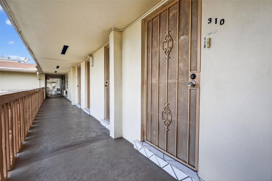 En Venta: $50,000 (1 camas, 1 baños, 688 Pies cuadrados)