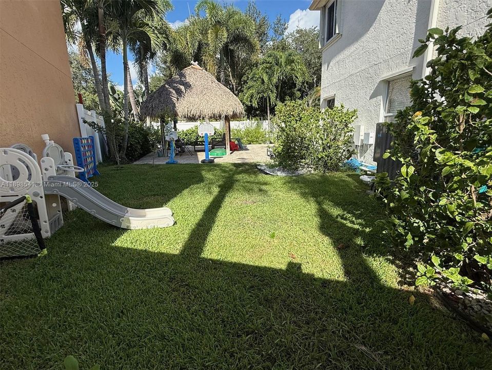 待售: $639,000 (3 贝兹, 2 浴室, 2179 平方英尺)