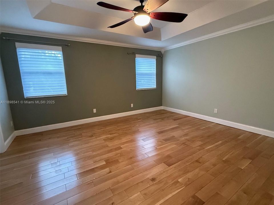 待售: $639,000 (3 贝兹, 2 浴室, 2179 平方英尺)