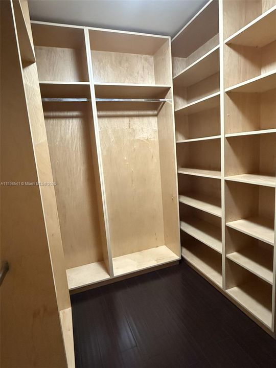 待售: $639,000 (3 贝兹, 2 浴室, 2179 平方英尺)