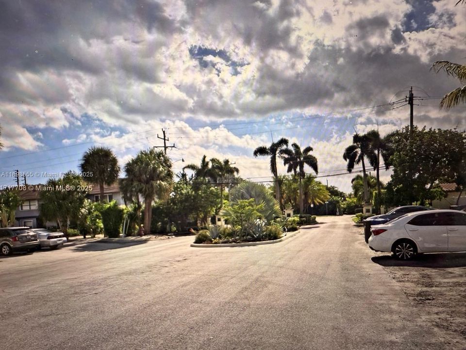 最近租的: $1,575 (1 贝兹, 1 浴室, 0 平方英尺)