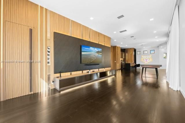 En Venta: $7,450,000 (5 camas, 6 baños, 7202 Pies cuadrados)