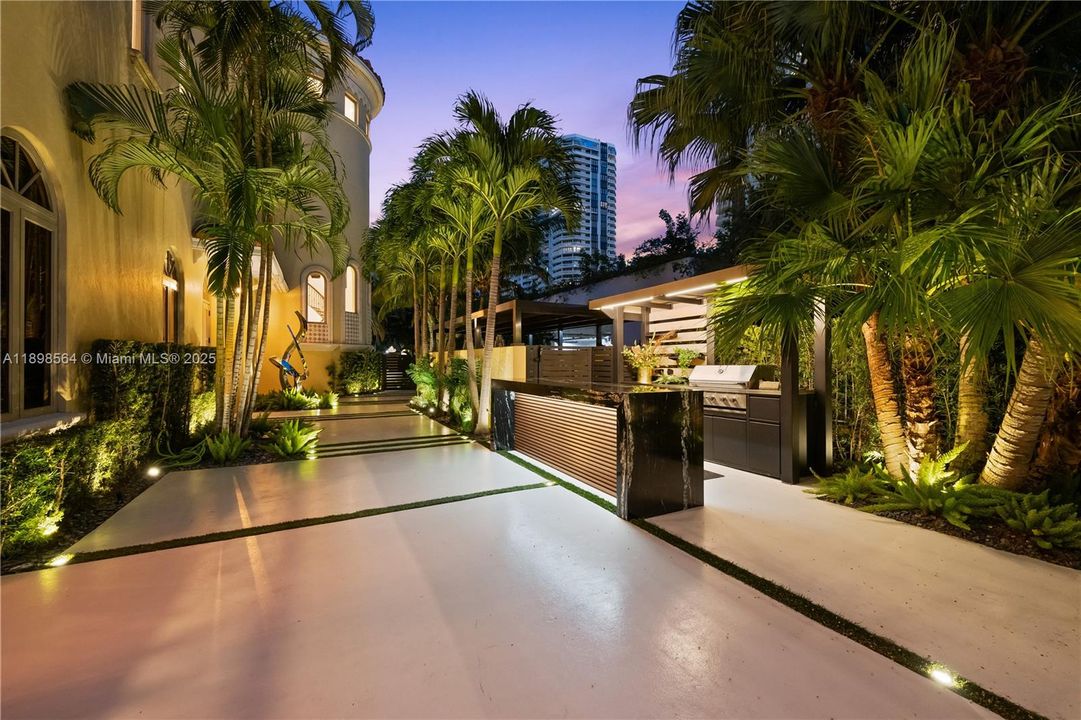 En Venta: $7,450,000 (5 camas, 6 baños, 7202 Pies cuadrados)