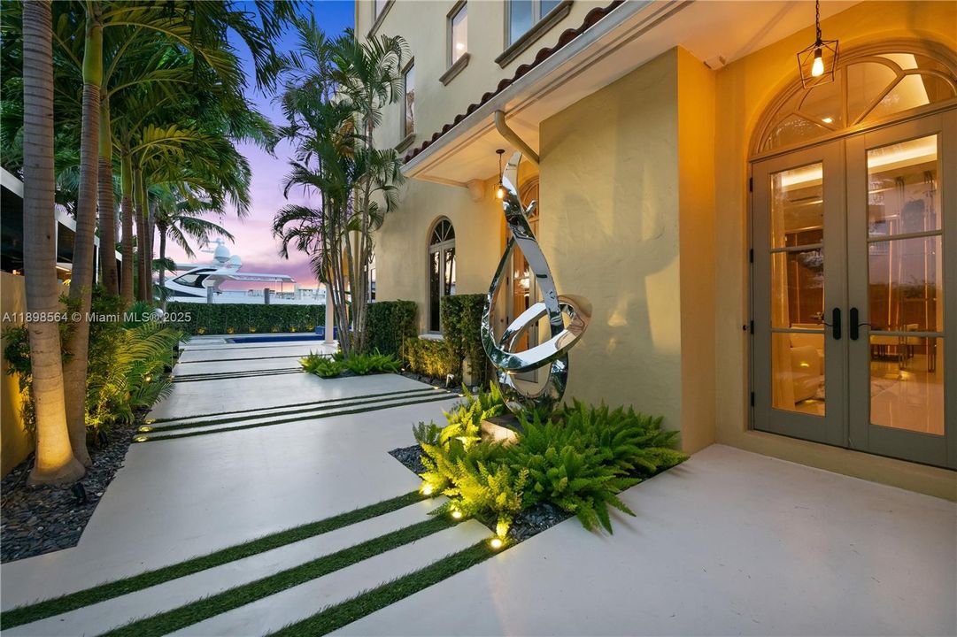 En Venta: $7,450,000 (5 camas, 6 baños, 7202 Pies cuadrados)