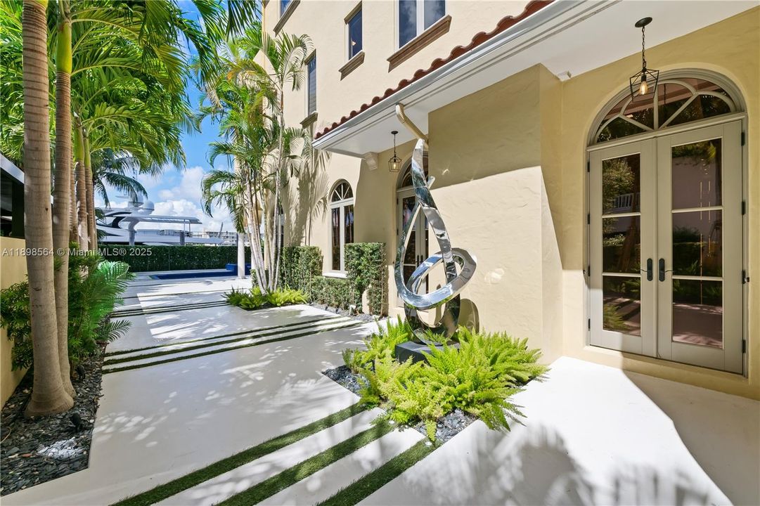 En Venta: $7,450,000 (5 camas, 6 baños, 7202 Pies cuadrados)