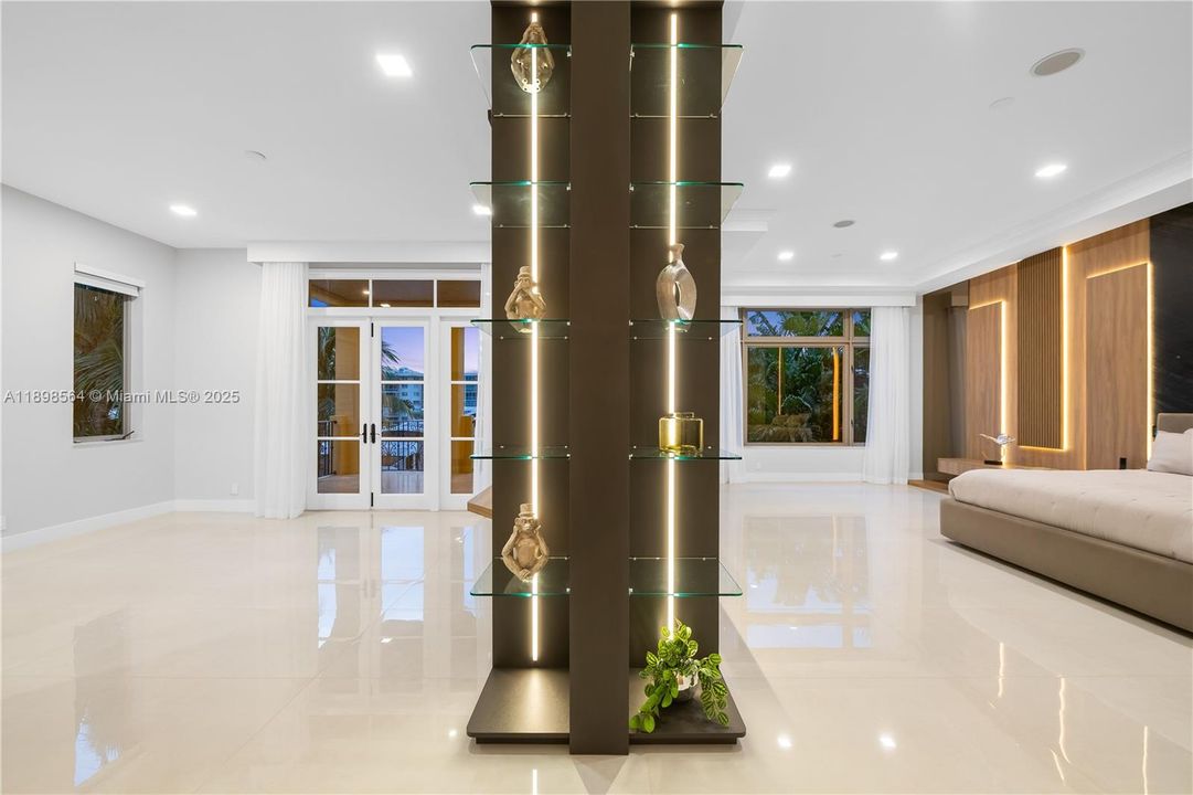 En Venta: $7,450,000 (5 camas, 6 baños, 7202 Pies cuadrados)