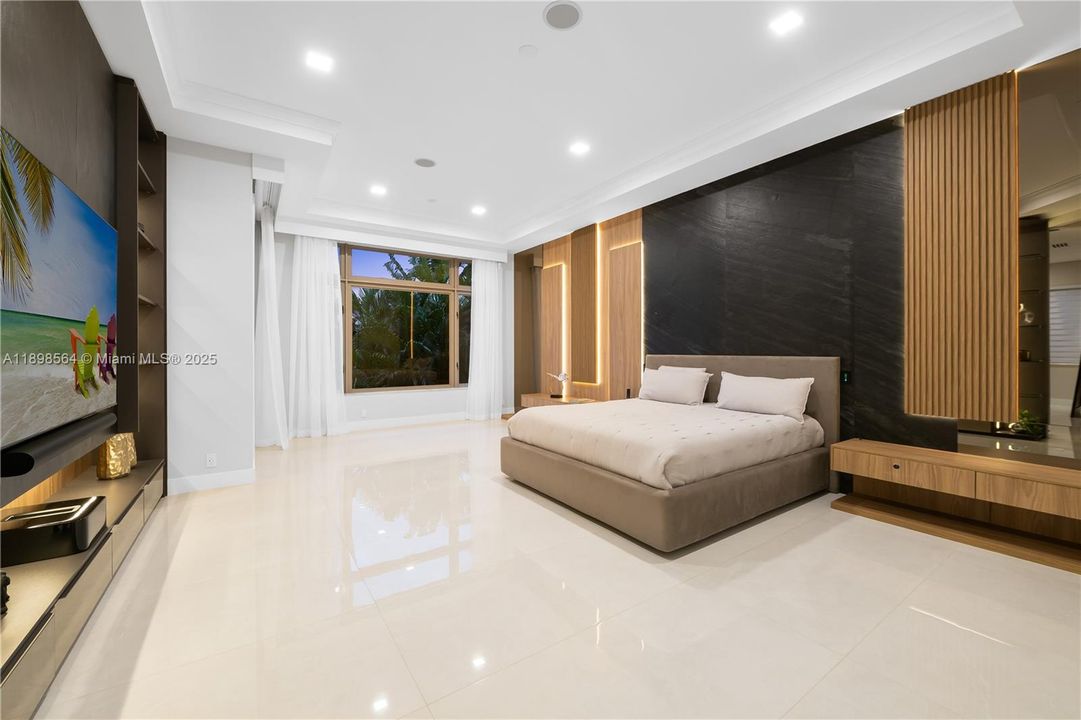 En Venta: $7,450,000 (5 camas, 6 baños, 7202 Pies cuadrados)