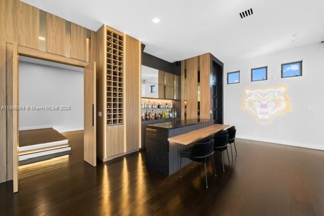 En Venta: $7,450,000 (5 camas, 6 baños, 7202 Pies cuadrados)