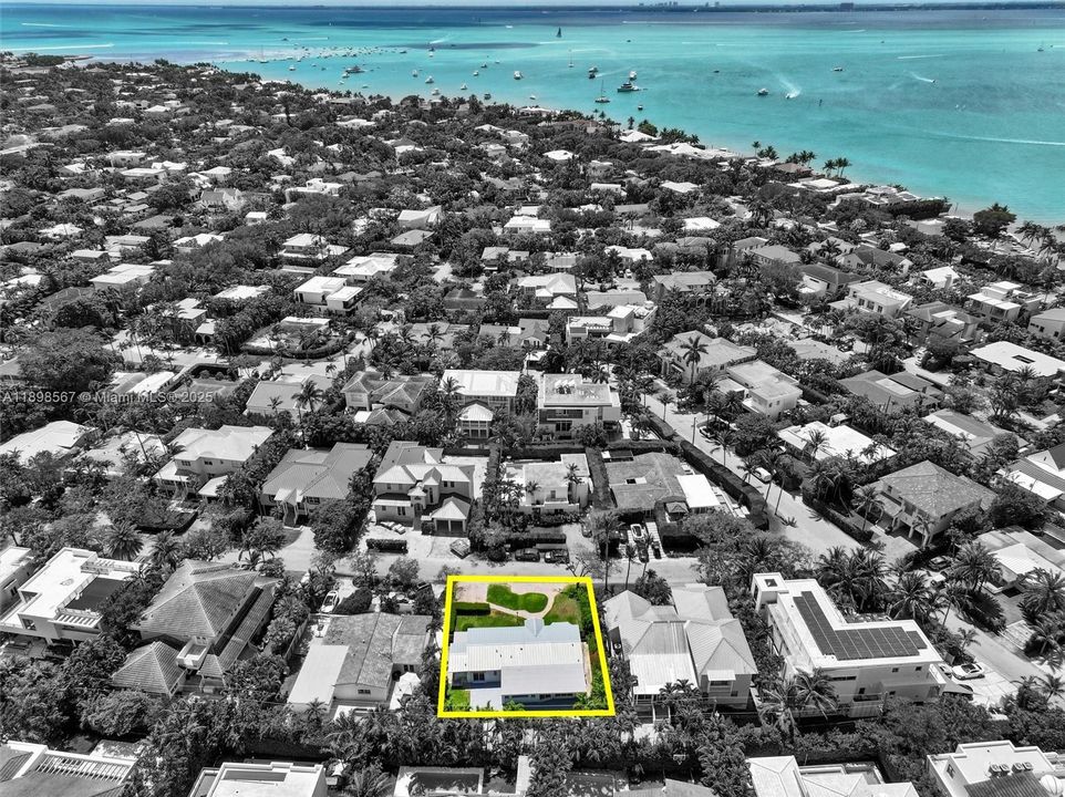 For Rent: $16,000 (4 beds, 3 baths, 2177 Square Feet)