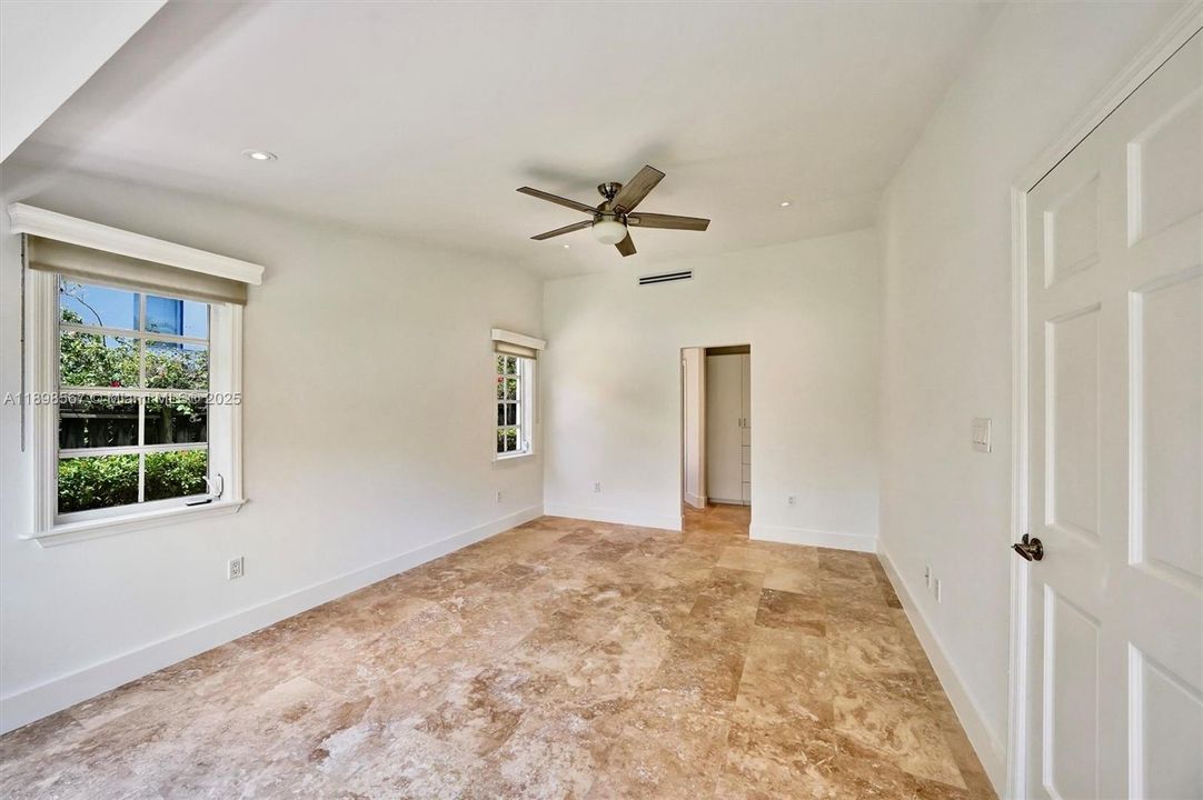 For Rent: $16,000 (4 beds, 3 baths, 2177 Square Feet)